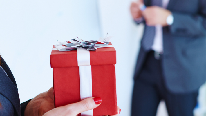 Troostgeschenken voor een collega: ideeën, tips en inspiratie